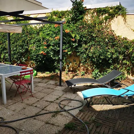 Villa Spacieuse Et Stylee A 50m De La *